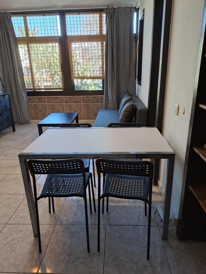 Primavera Appartement Tot 7 Personen Ideaal Voor Backpackers Arona  Zewnętrze zdjęcie