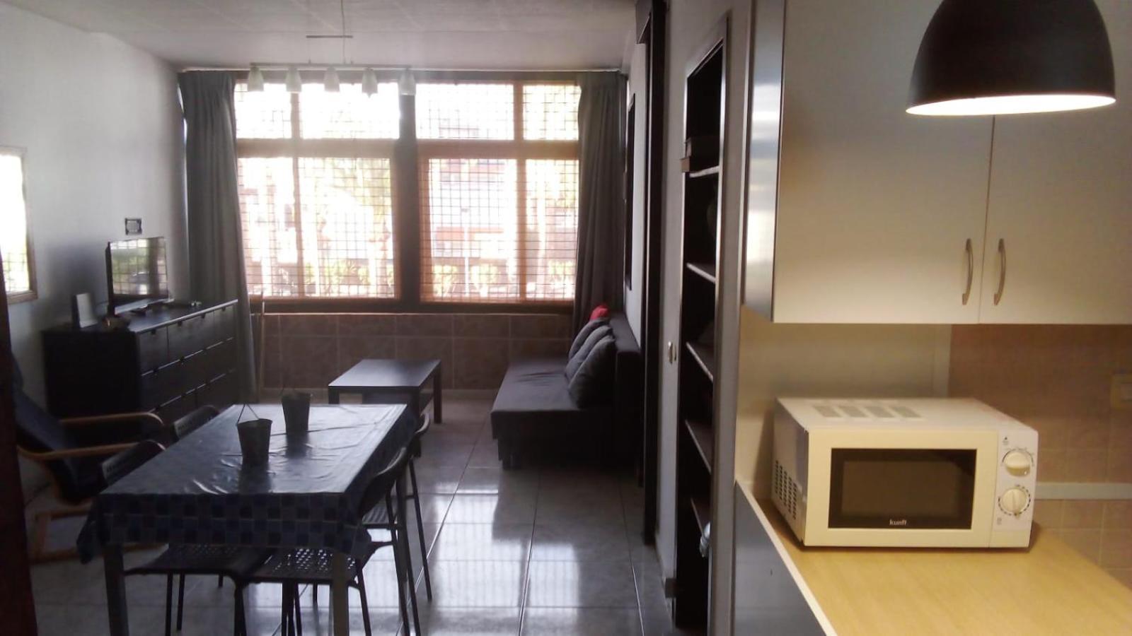 Primavera Appartement Tot 7 Personen Ideaal Voor Backpackers Arona  Zewnętrze zdjęcie
